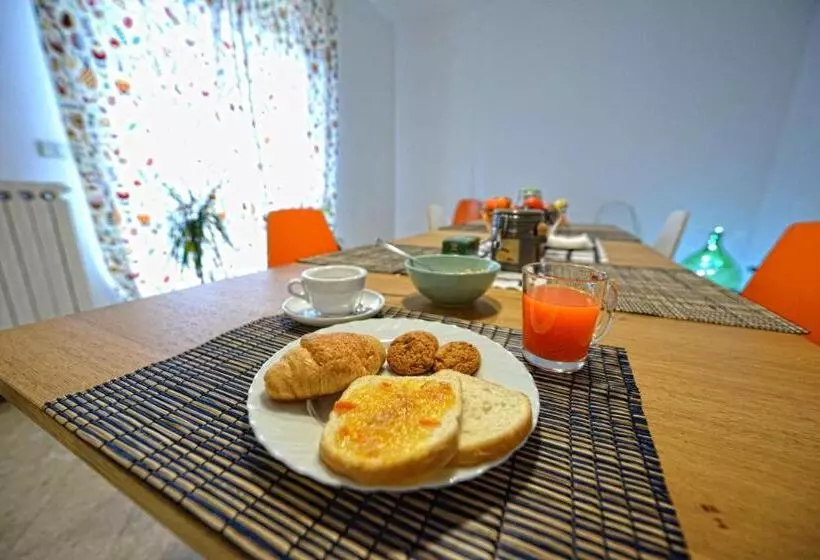 هتل Aback Policlinico