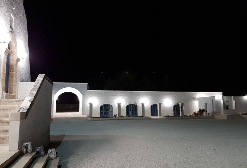 هتل Antica Masseria Torre Mozza