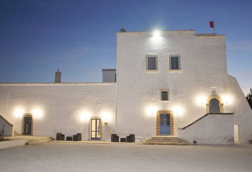 هتل Antica Masseria Torre Mozza