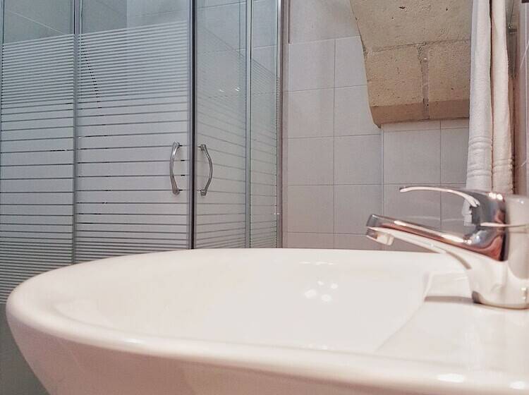 هتل Antica Masseria Torre Mozza