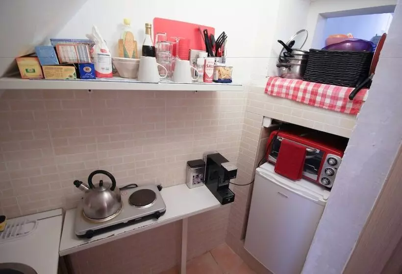 هتل B&b Affittacamere Del Teatro