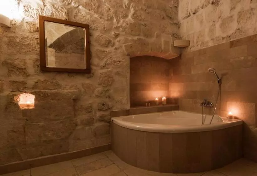 هتل B&b La Corte