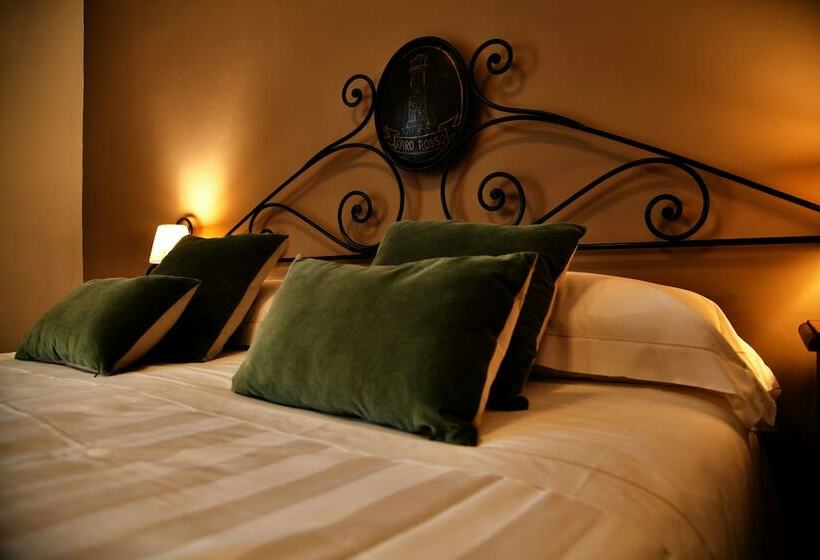 Hotel Faro Rosso
