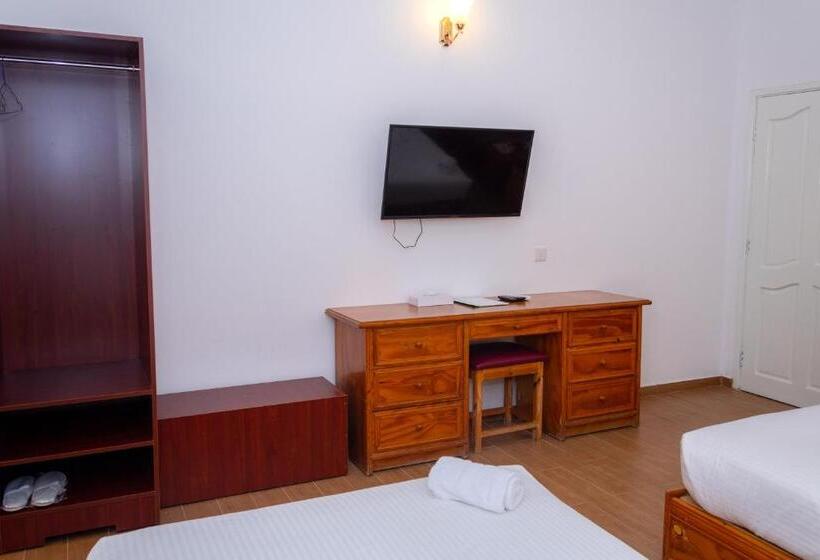 Fujairah Hotel & Resort