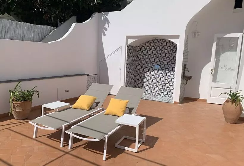 Hotelli La Bizantina Luxury Villa