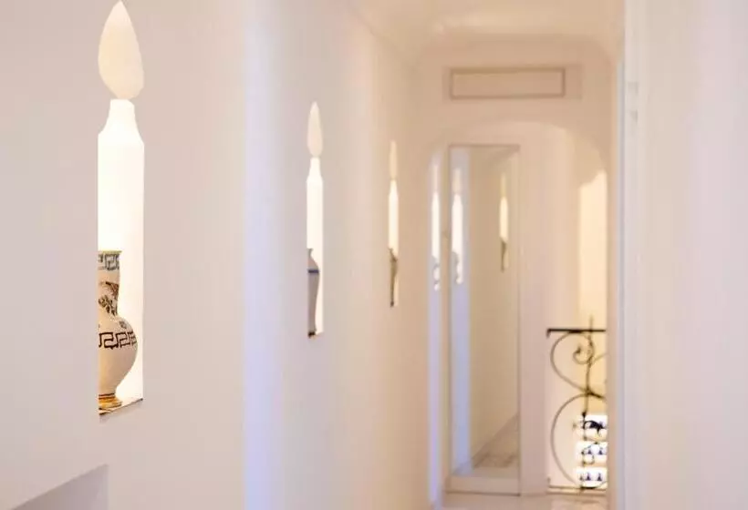 Hotelli La Bizantina Luxury Villa