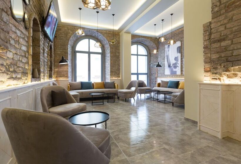 Marquise Hotel Garni