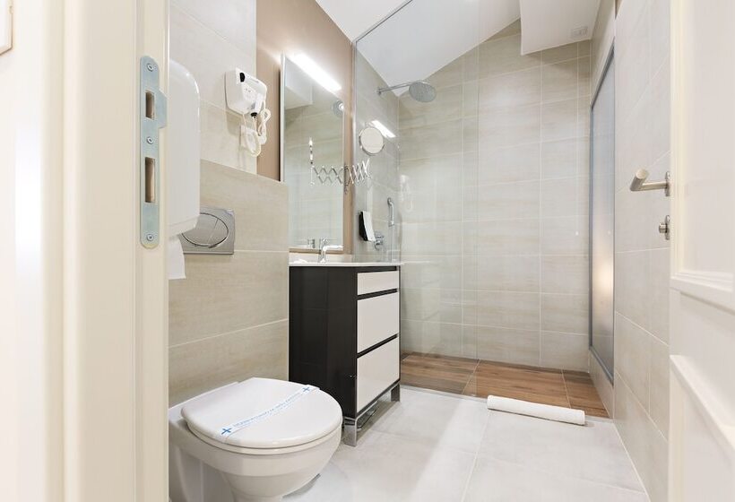 Marquise Hotel Garni