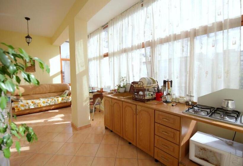 فندق My Home Guest House