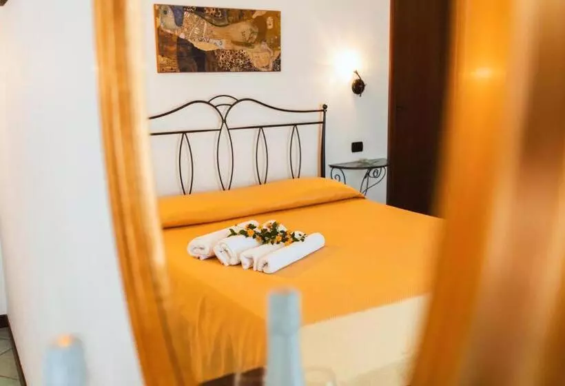 Hotelli Roccia Fiorita