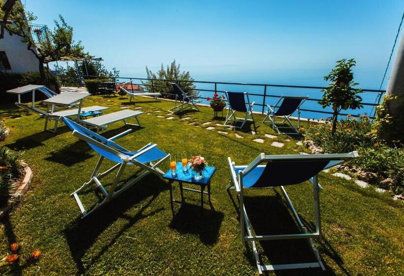 Отель Roccia Fiorita