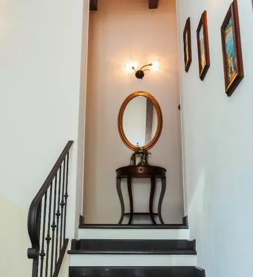 Hotelli Roccia Fiorita