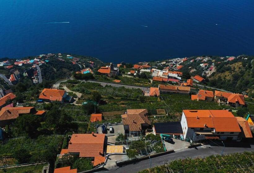 Отель Roccia Fiorita