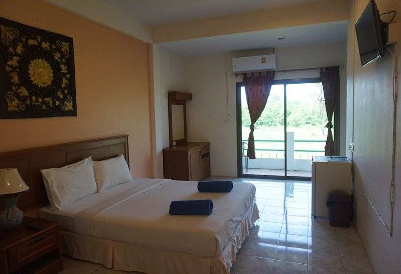 בית מלון כפרי Ss Emerald Suite