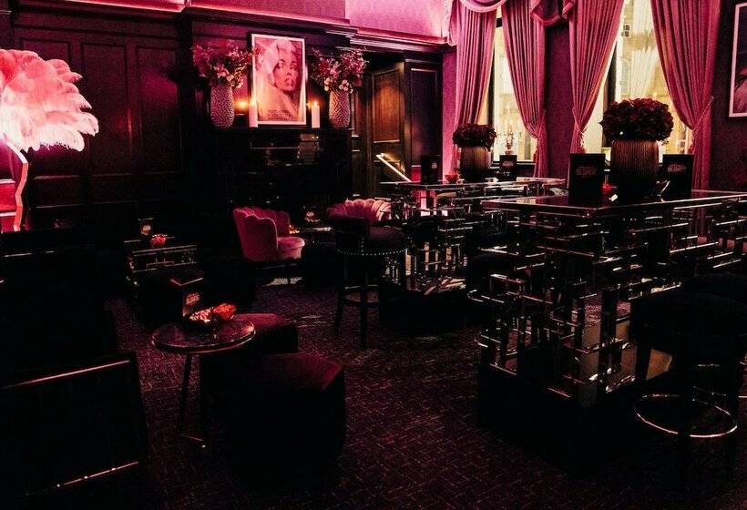 هتل The Vermont Apart