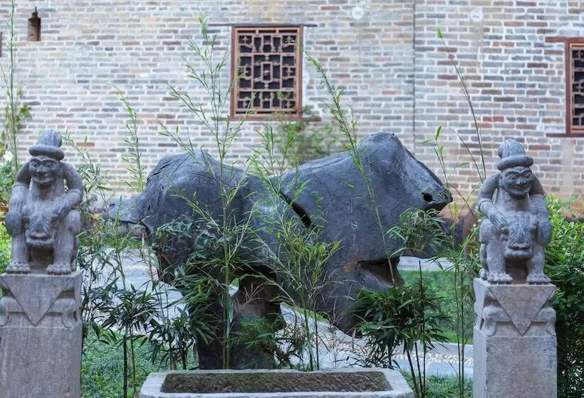 Hotelli Yangshuo Ancient Garden Boutique