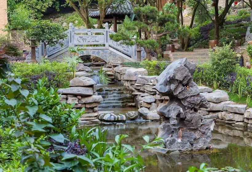 Hotelli Yangshuo Ancient Garden Boutique