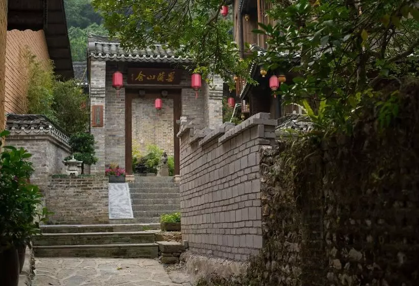 Hotelli Yangshuo Ancient Garden Boutique