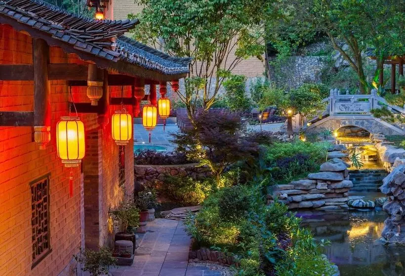Hotelli Yangshuo Ancient Garden Boutique