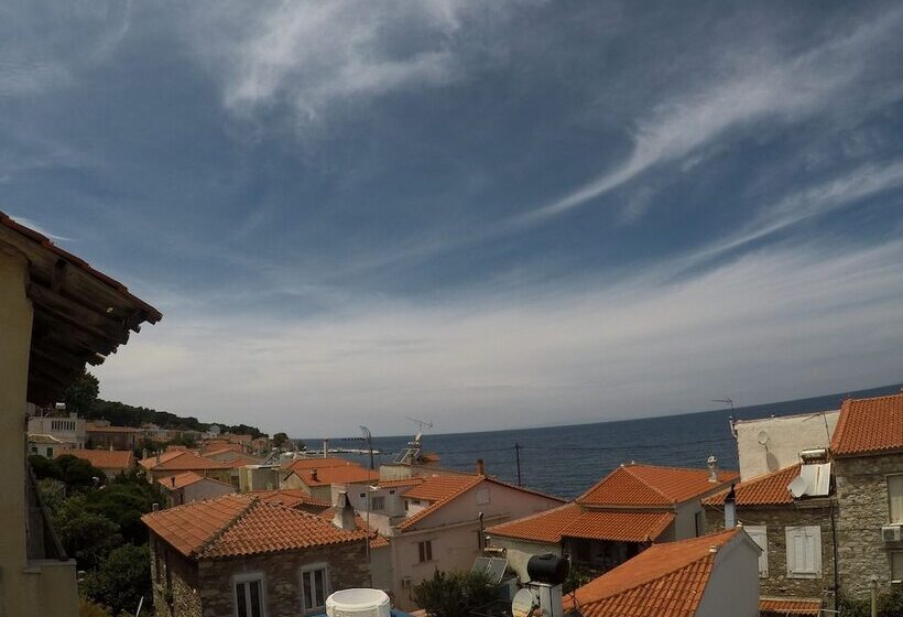 هتل Zafiria Apartments