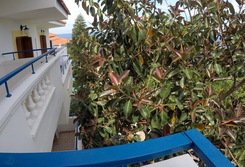 هتل Zafiria Apartments