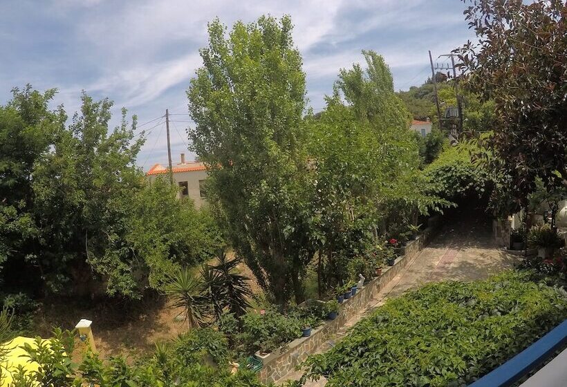 هتل Zafiria Apartments