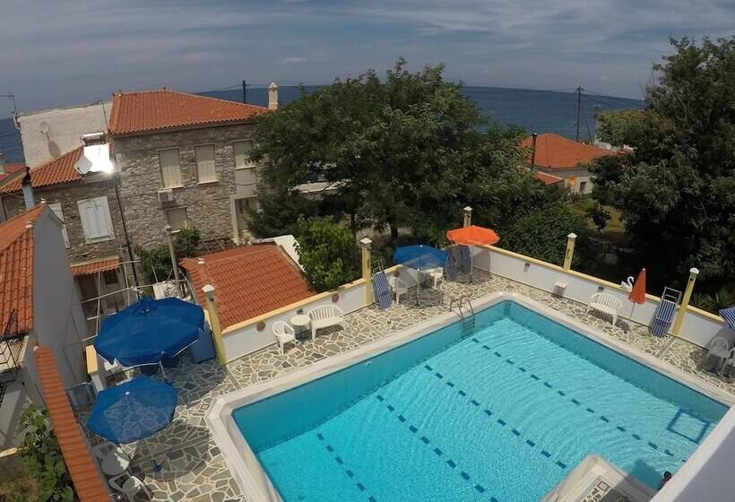 هتل Zafiria Apartments