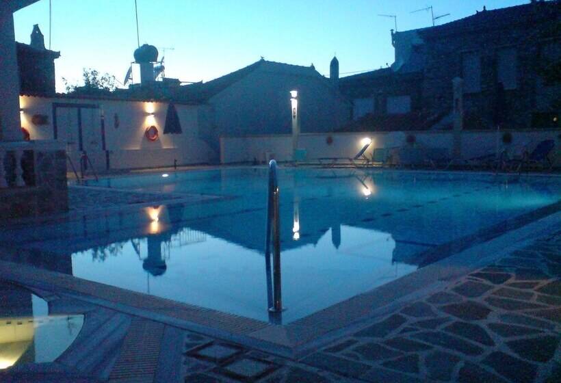 هتل Zafiria Apartments