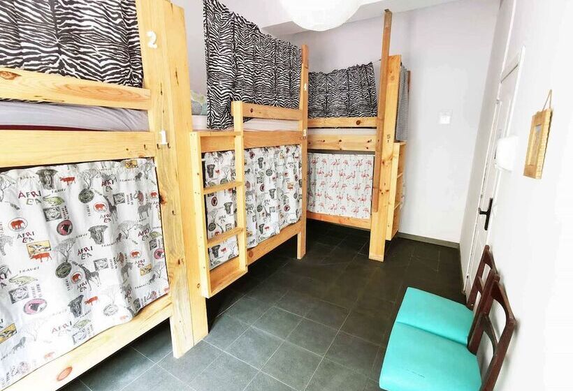 La Ventana Azul Surf Hostel