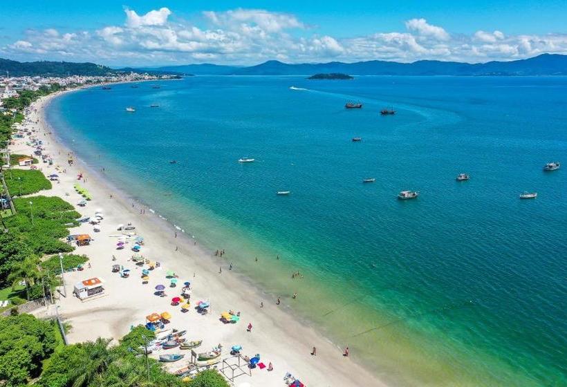 ホテル Apart Carolina