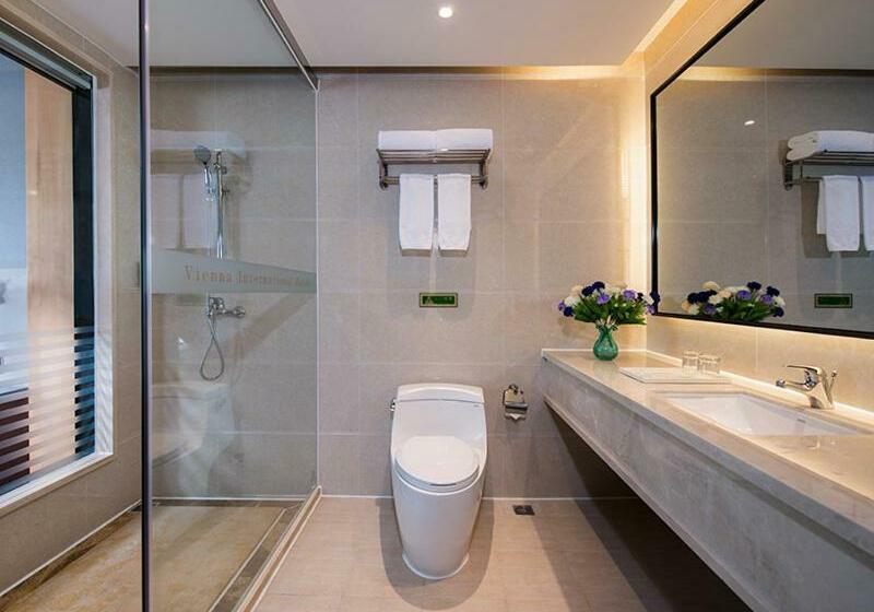 Vienna International Hotel Foshan The World Of Flowers