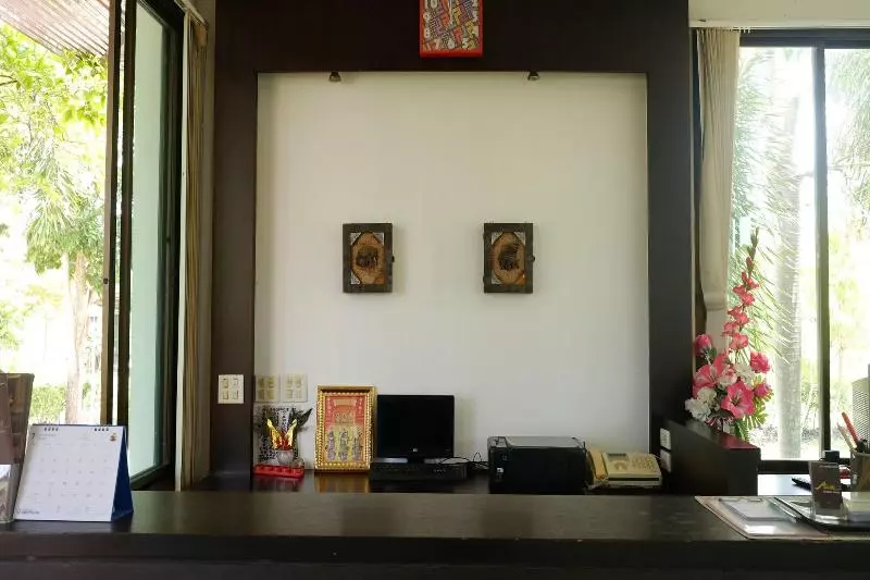 هتل Aana Residence Resort