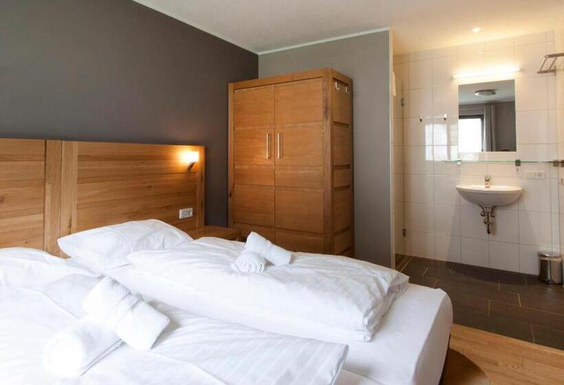 هتل Appart Laijola