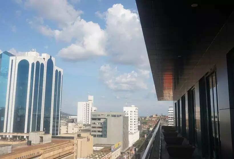 هتل Boulevard Suites