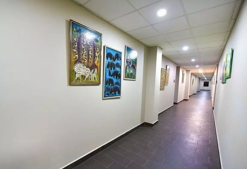 هتل Boulevard Suites