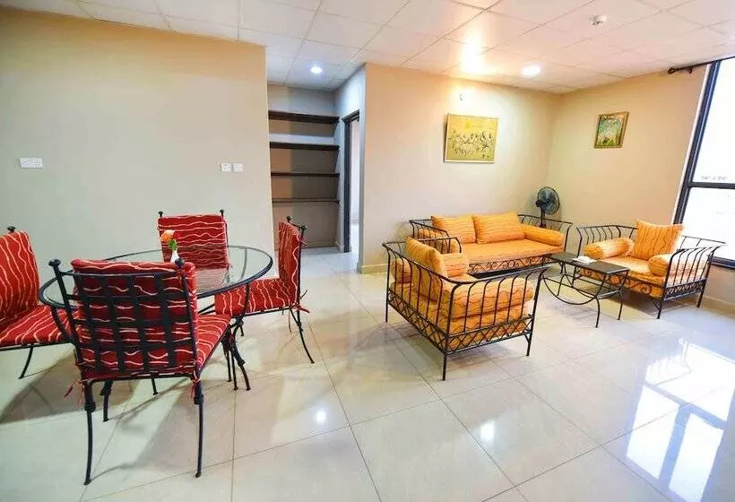 هتل Boulevard Suites