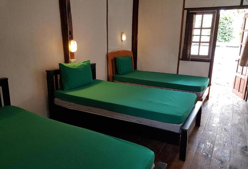 בית מלון כפרי Chill Lom House  Adults Only