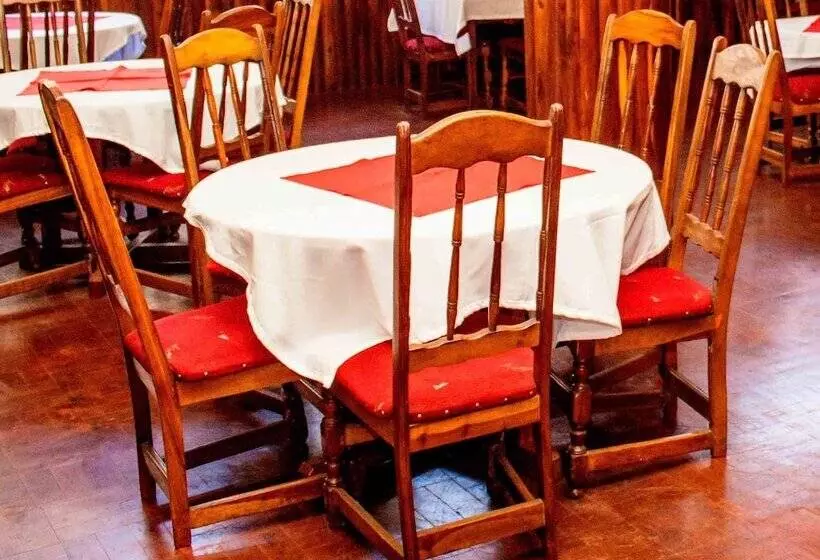 هتل The Grey S Inn