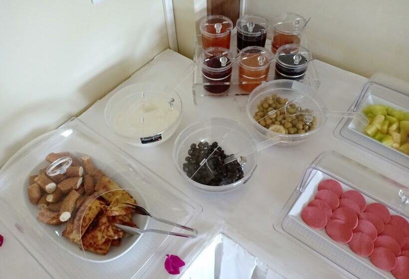 בית מלון כפרי In Forest Göcek