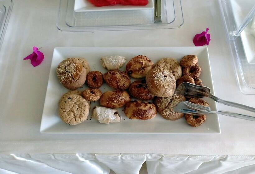 בית מלון כפרי In Forest Göcek