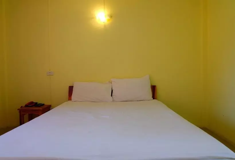 هتل The Palm Resort