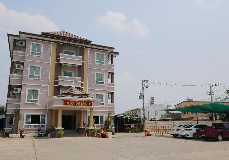 בית מלון כפרי The Village Phitsanulok