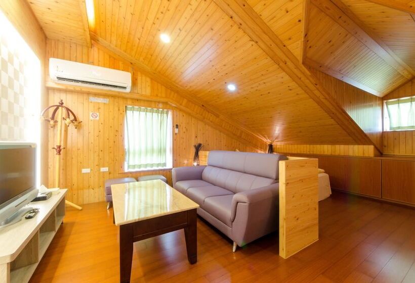 هتل Yosemite Homestay