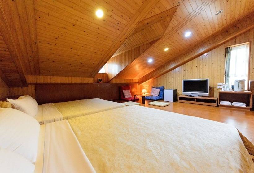 هتل Yosemite Homestay