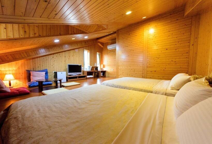 هتل Yosemite Homestay