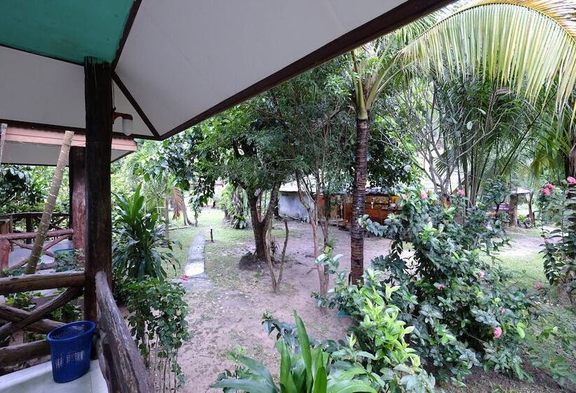 هتل Aonang Friendly Bungalow