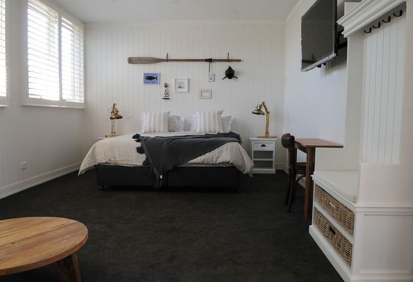 Отель Anchor Geelong