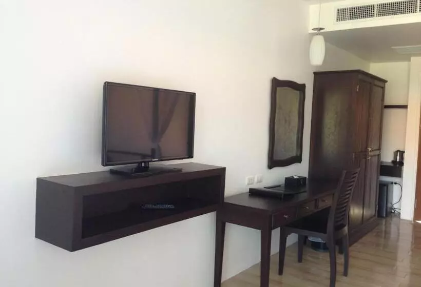 Hotelli Blue Bay Resort   Access To Pool And Beach Phuket & Krabi