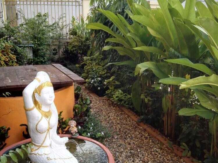 בית מלון כפרי Duangdren Place