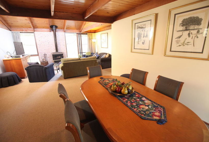 Отель Englewood Ridge